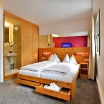 Steinerwirt1493 Hotel Zell am See