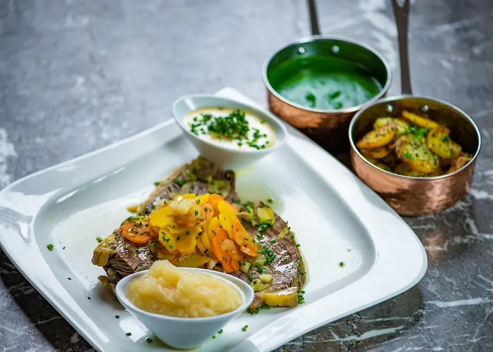 Готель Steinerwirt1493 Целль-ам-Зеє